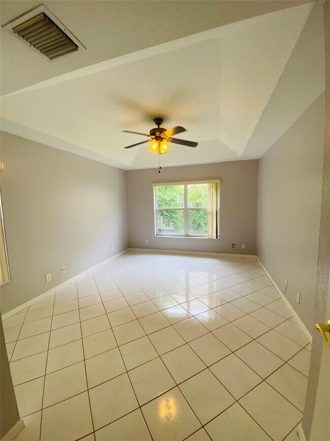 Building Photo - 3595 Sahara Springs Blvd