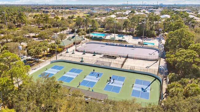 Building Photo - 1472 Corbison Point Pl