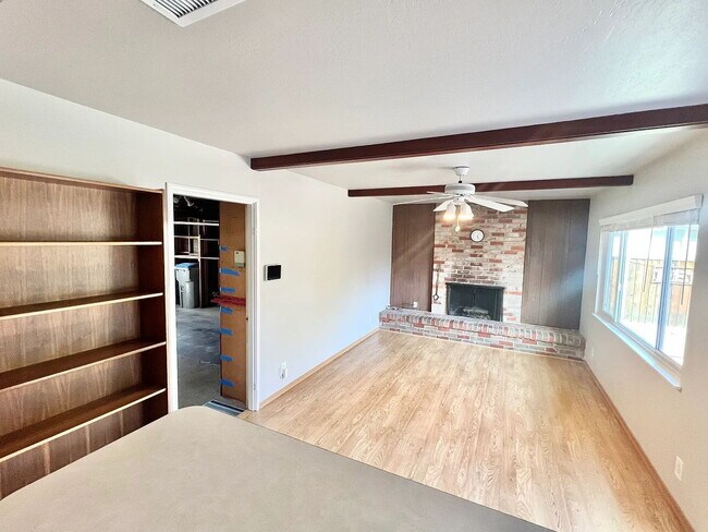 Building Photo - Prime San Jose Home with great backyard!