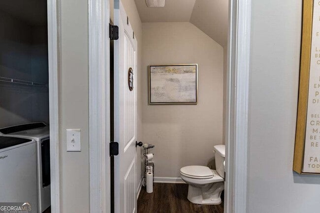 Building Photo - 1028 Mcconaughy Ct