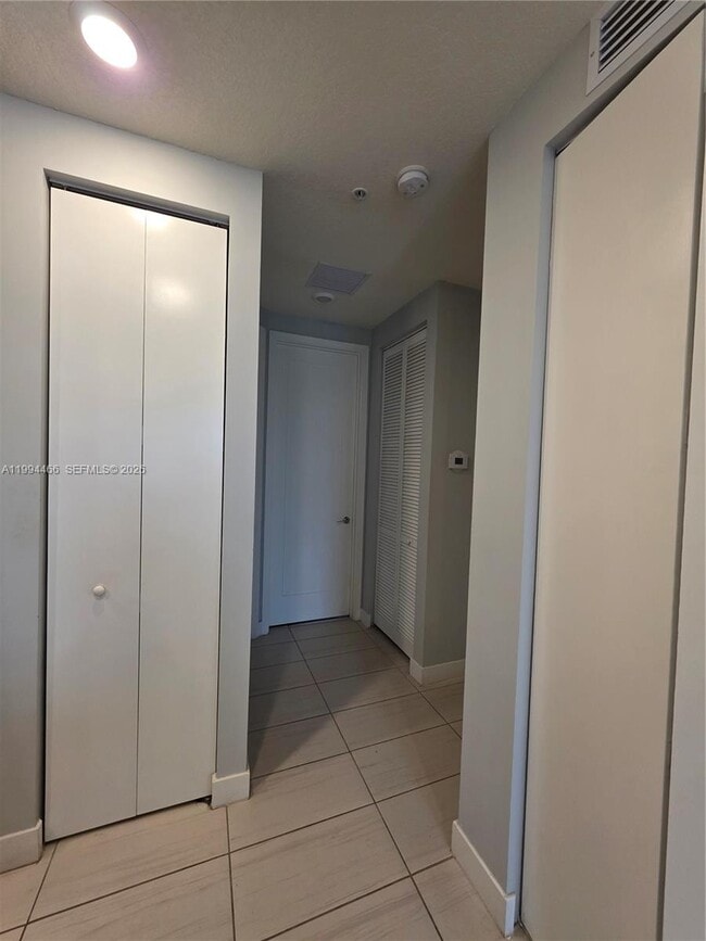 Building Photo - 10222 NW 64th Way