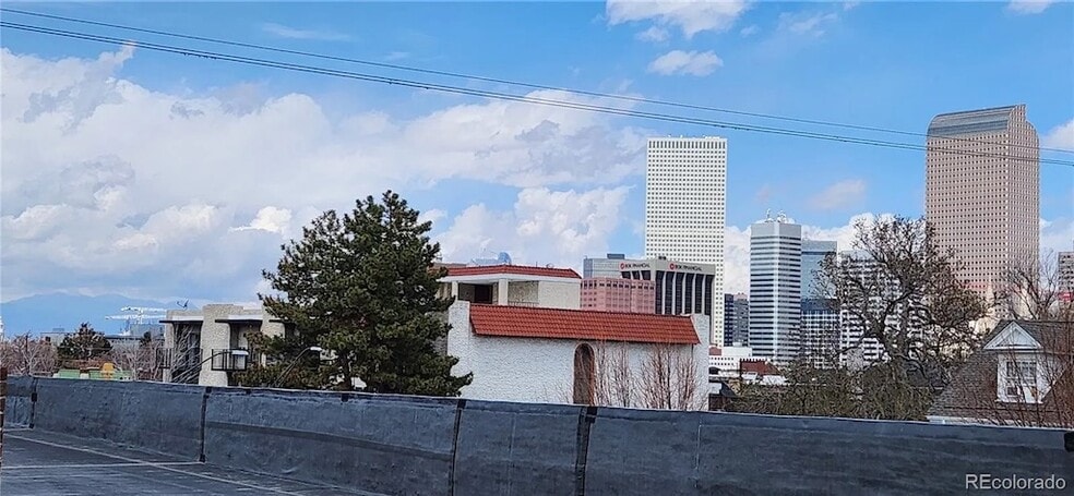Views of Downtown - 1175 Emerson St #302