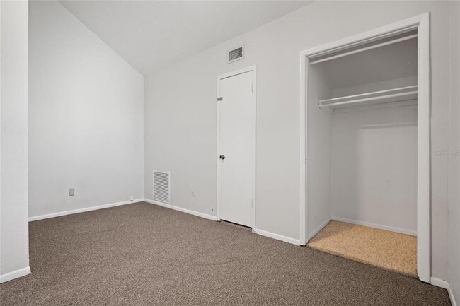 Building Photo - 3127 W Sligh Ave