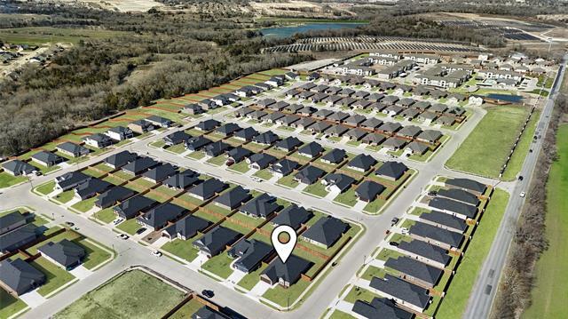 Building Photo - 2801 Tulip Dr
