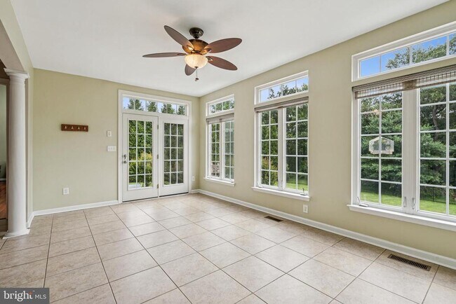 Building Photo - 602 Corsair Ct