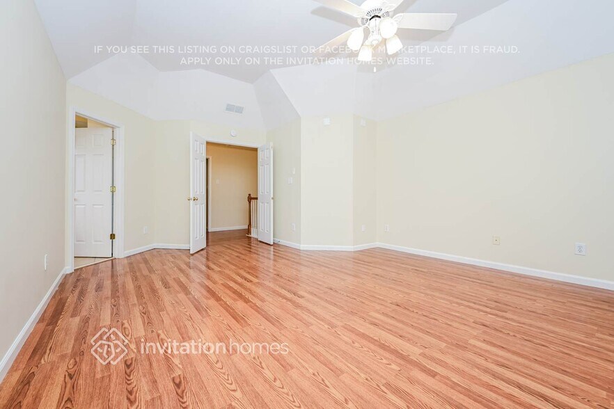Building Photo - 255 Briarsweet Way