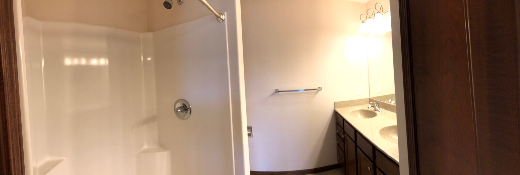 Master Bath - 1914 Wrigley St