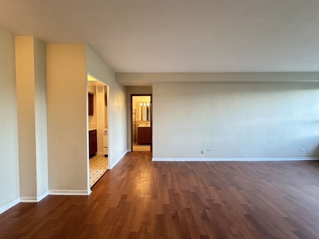Building Photo - 4180 N Marine Dr