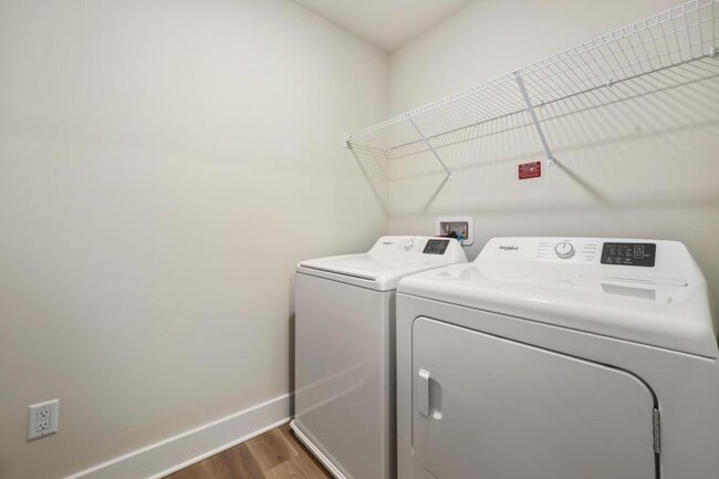 Building Photo - 226 Munsee Cir