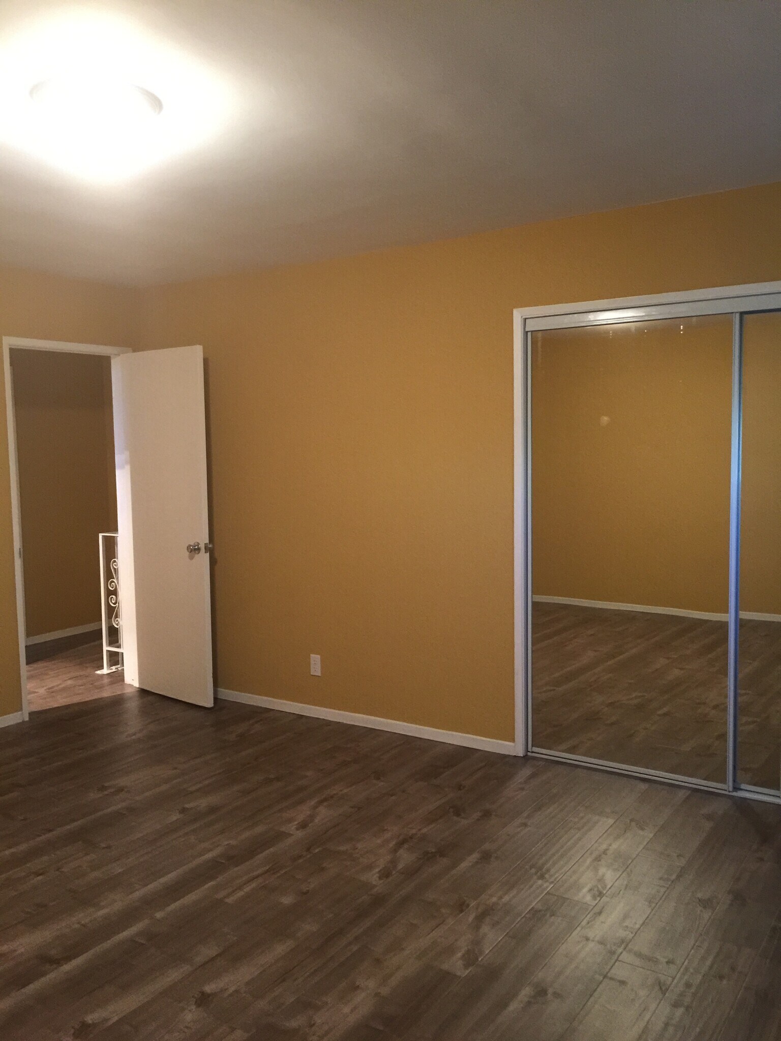 Building Photo - 1350 Torrance Blvd