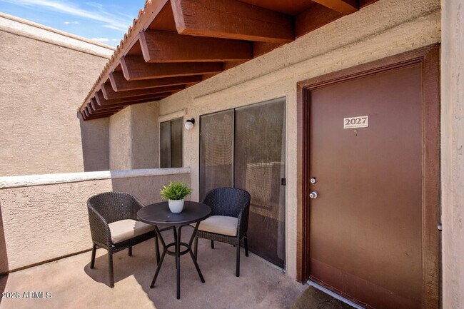 Building Photo - 5757 W Eugie Ave