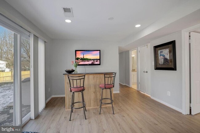 Building Photo - 8418 Stonewall Dr