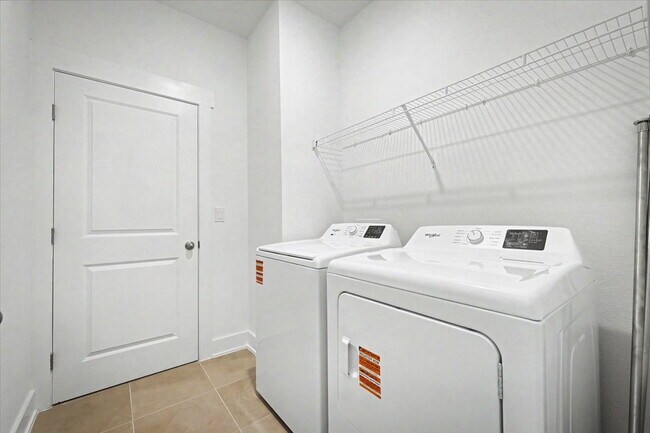 Building Photo - Brand New Construction Townhouse minutes from Durbin Pavilion
