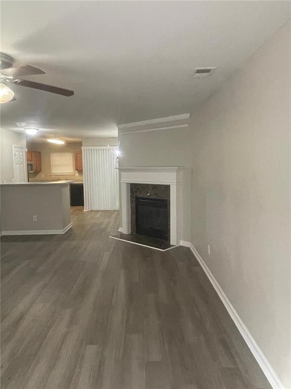 Building Photo - 1736 Devon Dr