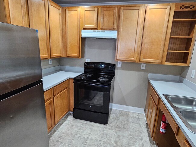 Building Photo - 103 Etta Vaughn Ln