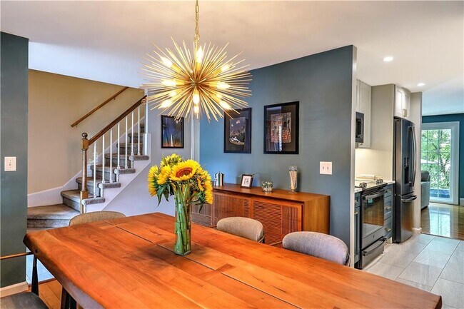 Building Photo - 28 Marigold Cir