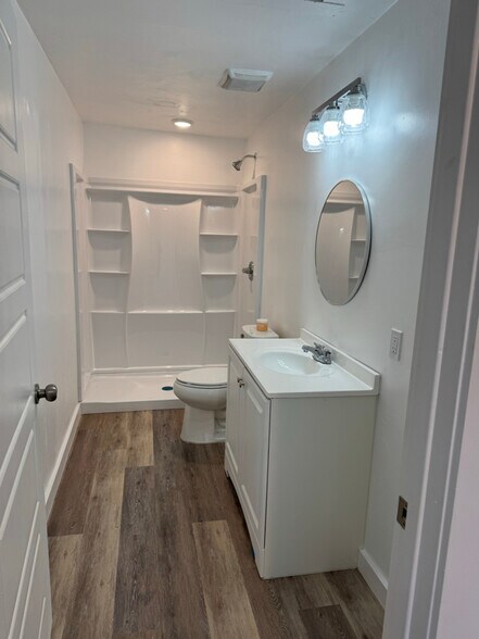 Building Photo - 331 Madero St