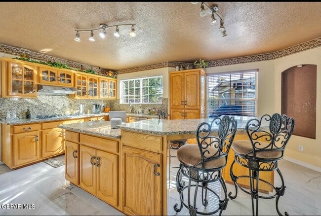 Building Photo - 1984 Paseo Granada Ln