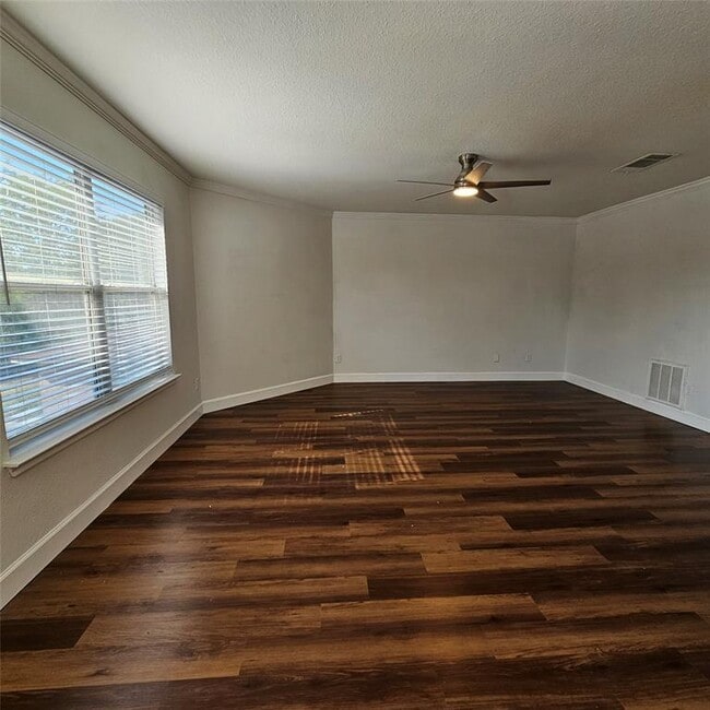 Building Photo - 109 Sydney's Way