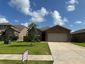 Building Photo - 12301 Bowline Rd