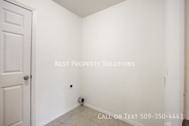 Building Photo - 440 Laguna Dr