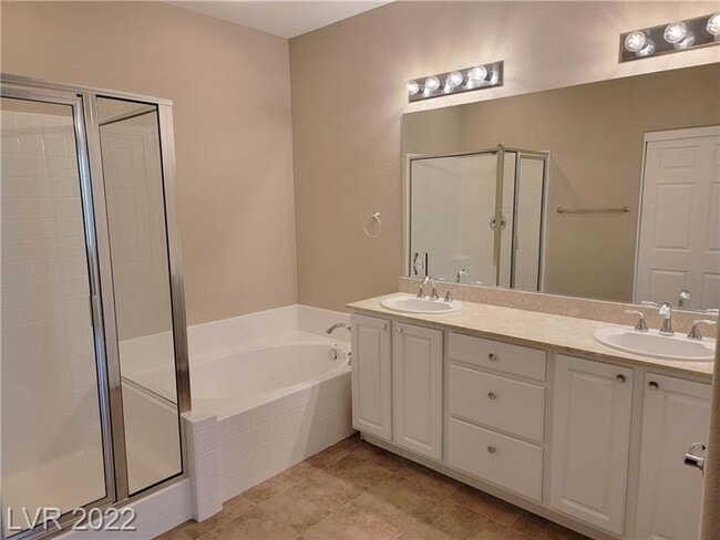 Building Photo - 8455 Classique Ave