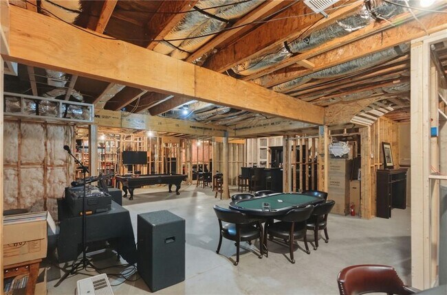 Building Photo - 4290 McClanes Ct