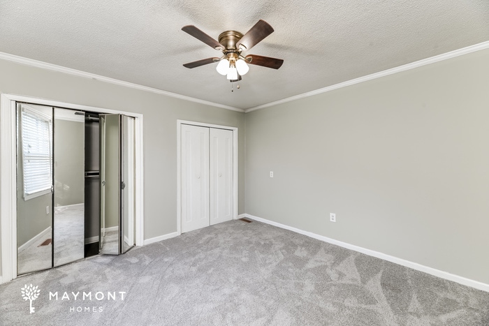 Building Photo - 421 Clarine Dr