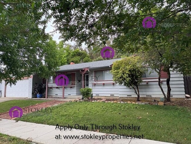 Building Photo - 1613 Lynwood Dr