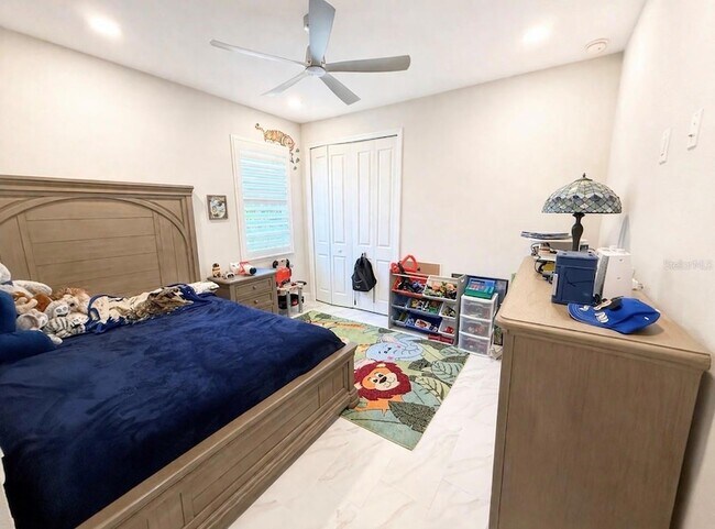 Building Photo - 1055 Waterline Ct