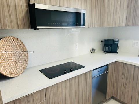 Building Photo - 2200 S Ocean Dr