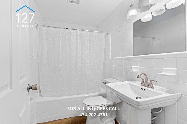 Building Photo - Comfortable & Convenient 1-Bedroom Apartment in Prime Lynchburg Location!