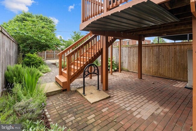 Building Photo - 5515 Chillum Pl NE