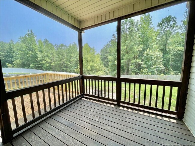 Building Photo - 4033 Hunting Path Dr