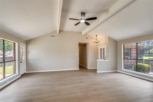 Building Photo - 825 Filmore Dr