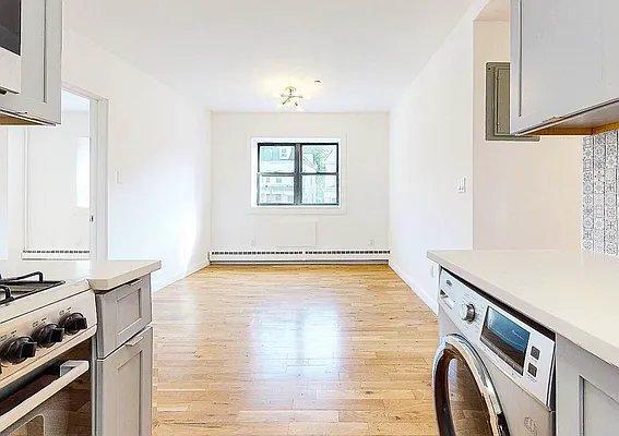 Building Photo - 2 bedroom in New York NY 10463