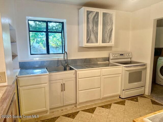 Building Photo - 250 Melaleuca Dr