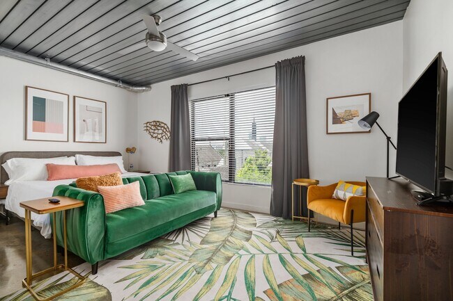 Building Photo - Midtown Studio for $1,120 – Walkable & Stylish