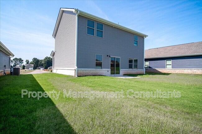 Building Photo - 22857 Dashwood Ln