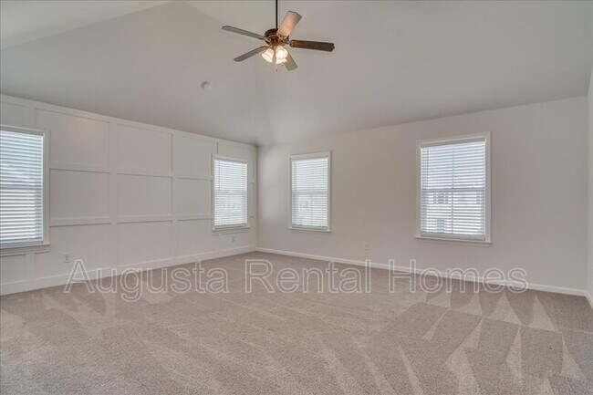 Building Photo - 528 Fermoy Ln