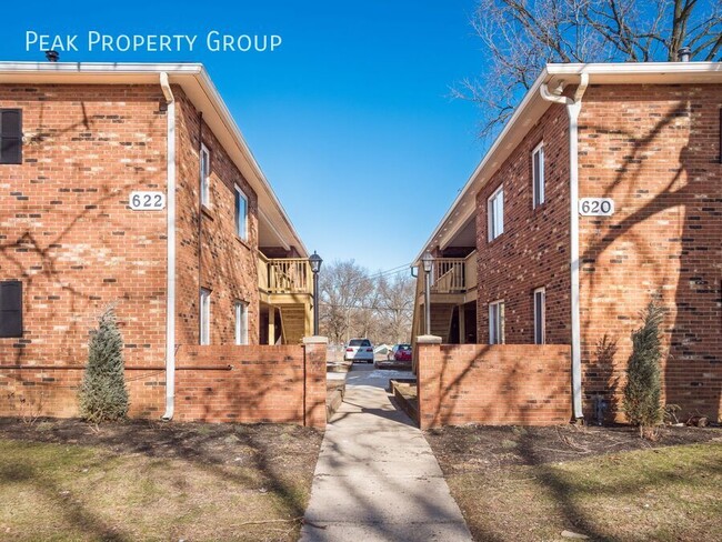 Building Photo - Available Now! 2 Bedroom Apartments Locate...