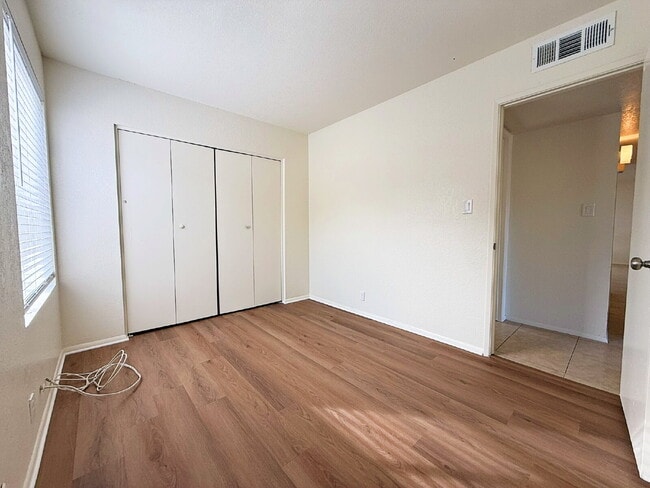 Building Photo - Newly Remodeled 3BR with Garage, Workshop, Privacy & Large Yard!