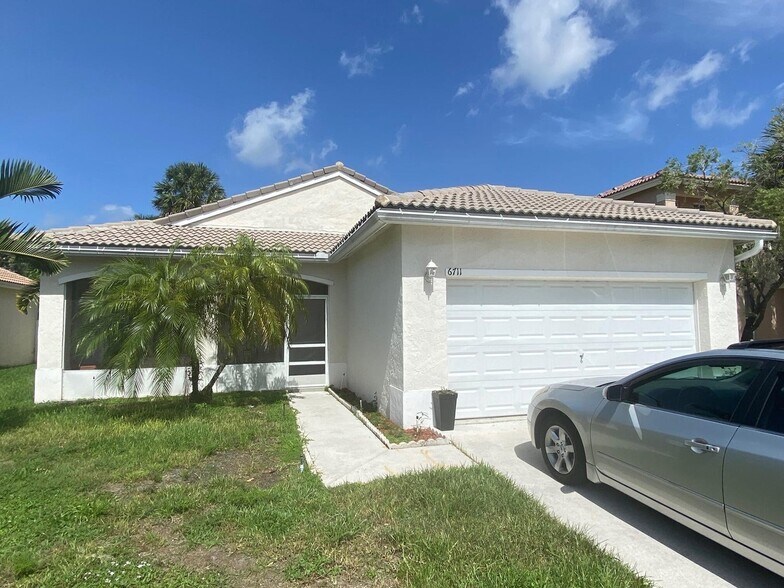 Building Photo - 6711 Stonecreek Street, Greenacres, FL 33413