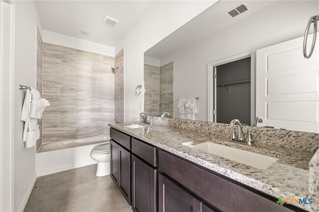 Building Photo - 8901 Prickly Ash Dr