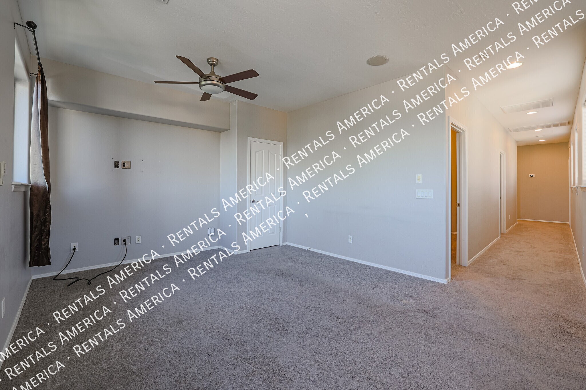 Building Photo - 7324 N 90th Ln