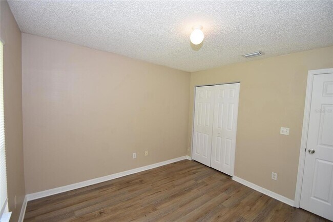 Building Photo - 13 Pinetree Drive