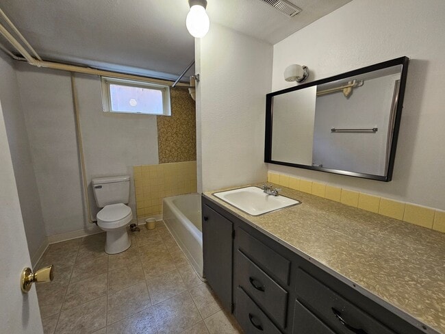 Building Photo - Beautiful Four Bedroom House with Dogs Considered