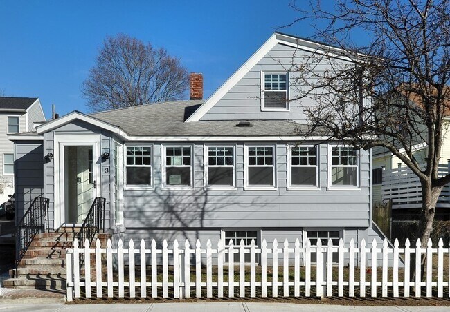 Building Photo - 3 Island Ave