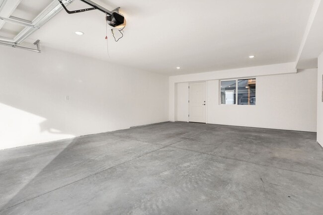 Building Photo - 2966 Sweet Gum Dr