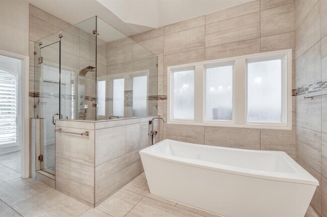 Building Photo - 3908 Edwards Mountain Dr